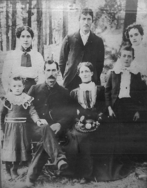 Wright Family c1899 (<i>photo inside museum</i>) image. Click for full size.