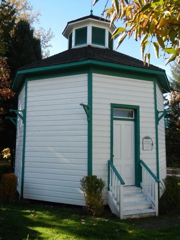 The Octagonal Building and Marker image. Click for full size.