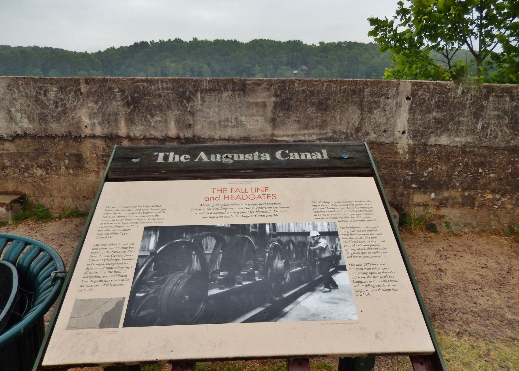 The Augusta Canal Marker (<i>wide view</i>) image. Click for full size.
