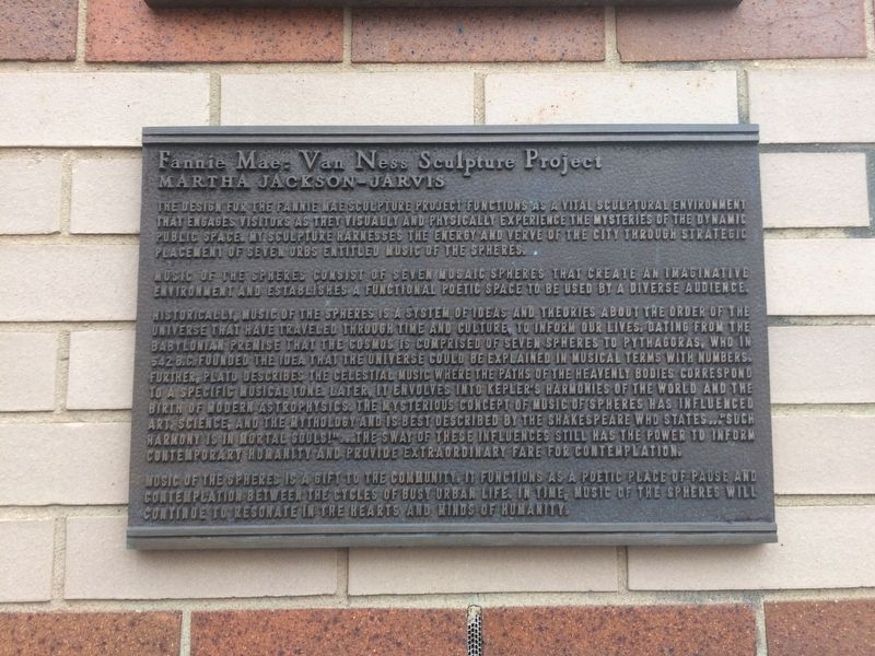 Closeup of Center Plaque image. Click for full size.