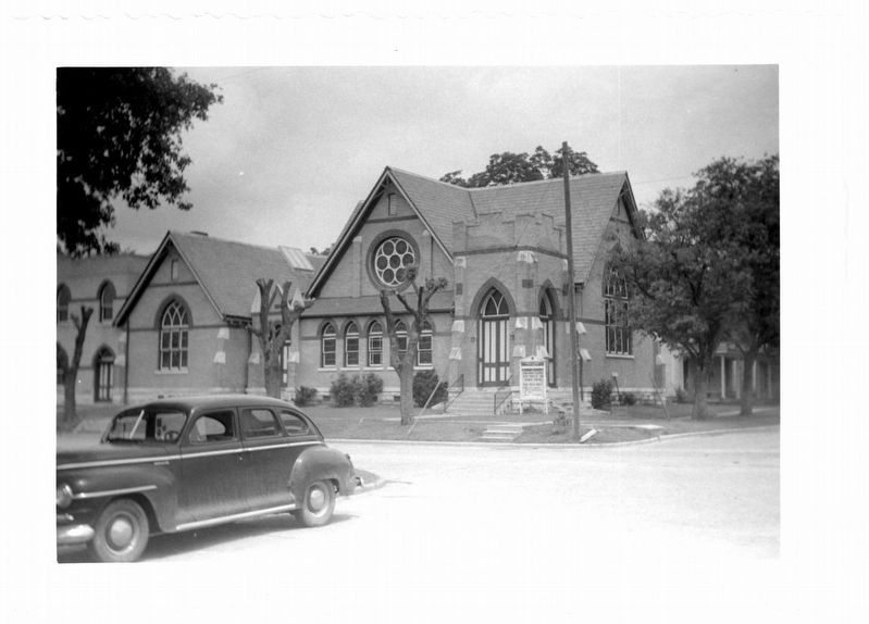 First Christian Church of Taylor Marker. Click for full size. First Christian Church of Taylor Marker image. Click for full size.