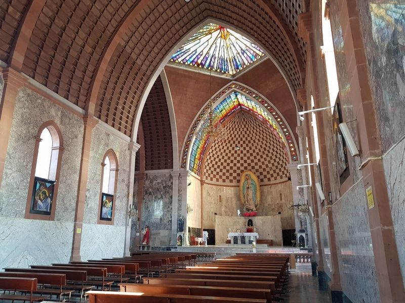 Interior of the Parish of Santa María de Guadalupe of Pedro Escobedo image. Click for full size.