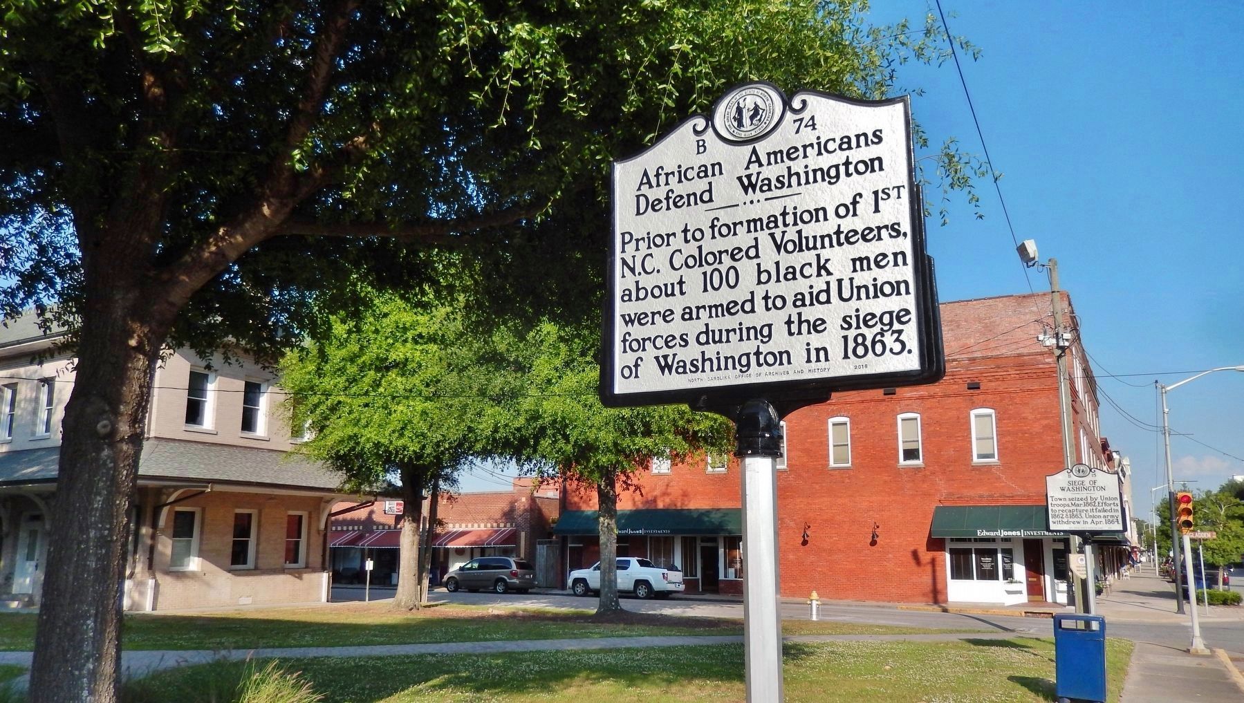 African Americans Defend Washington Marker (<i>wide view</i>) image. Click for full size.