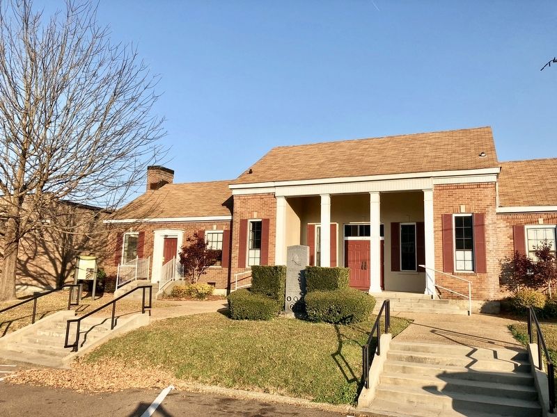 Magee Marker is next to tree on left. image. Click for full size.