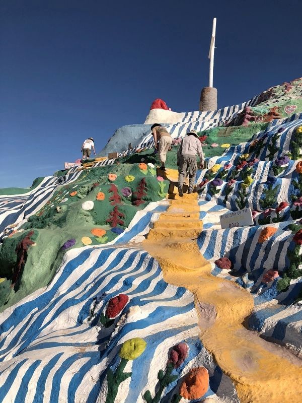Salvation Mountain image. Click for full size.