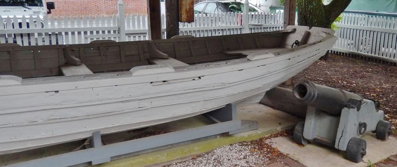 Last Lewes Pilot Skiff (<i>stern - cannon unrelated</i>) image. Click for full size.
