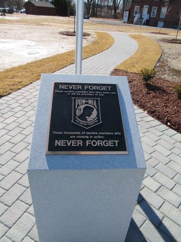 Never Forget image. Click for full size.