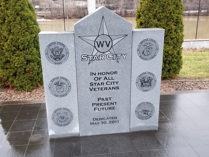 Star City Veterans Monument image. Click for full size.