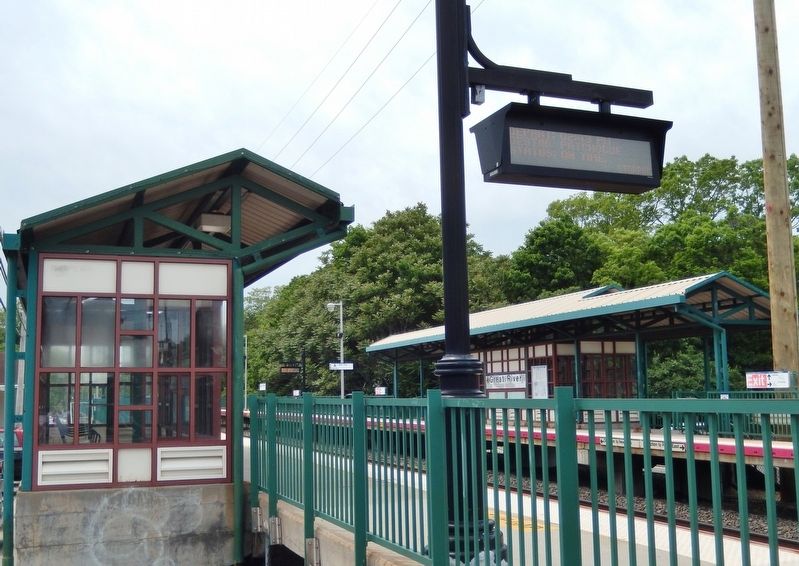 Great River Depot Platform. Click for full size. Great River Depot Platform image. Click for full size.