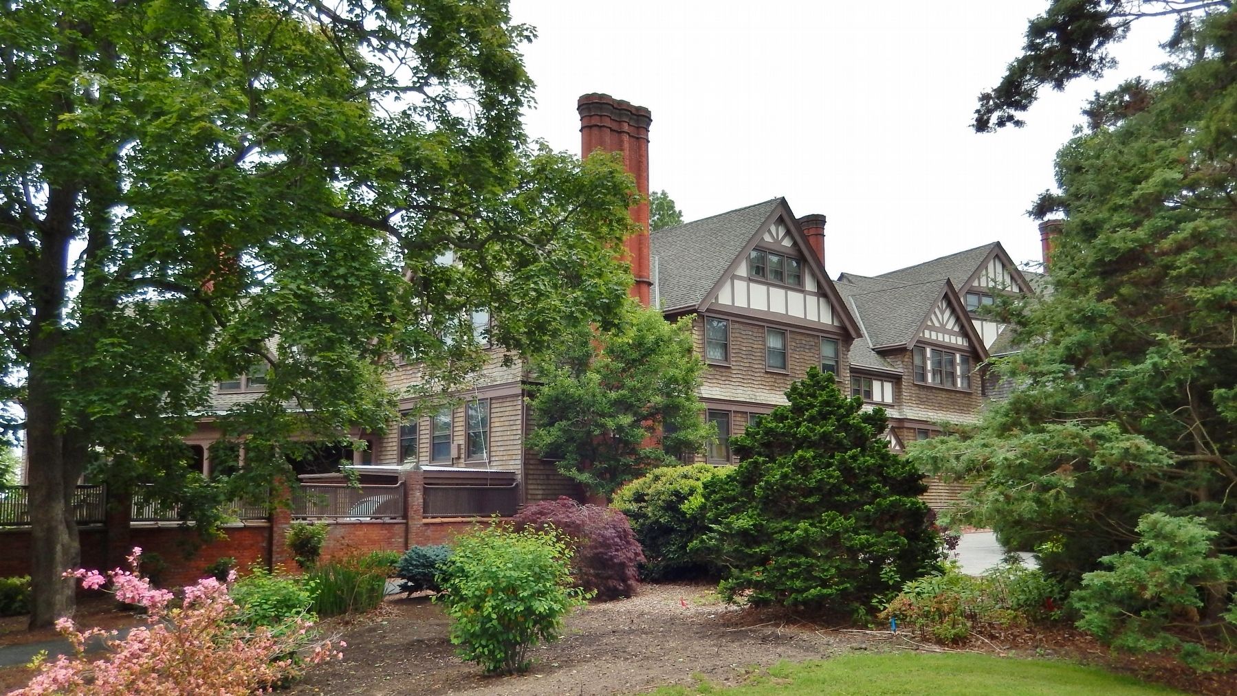 Westbrook (<i>wide view of front</i>) image. Click for full size.
