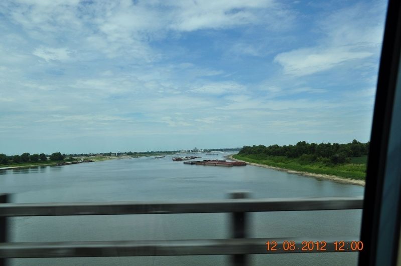 Ohio River. Click for full size. Ohio River image. Click for full size.