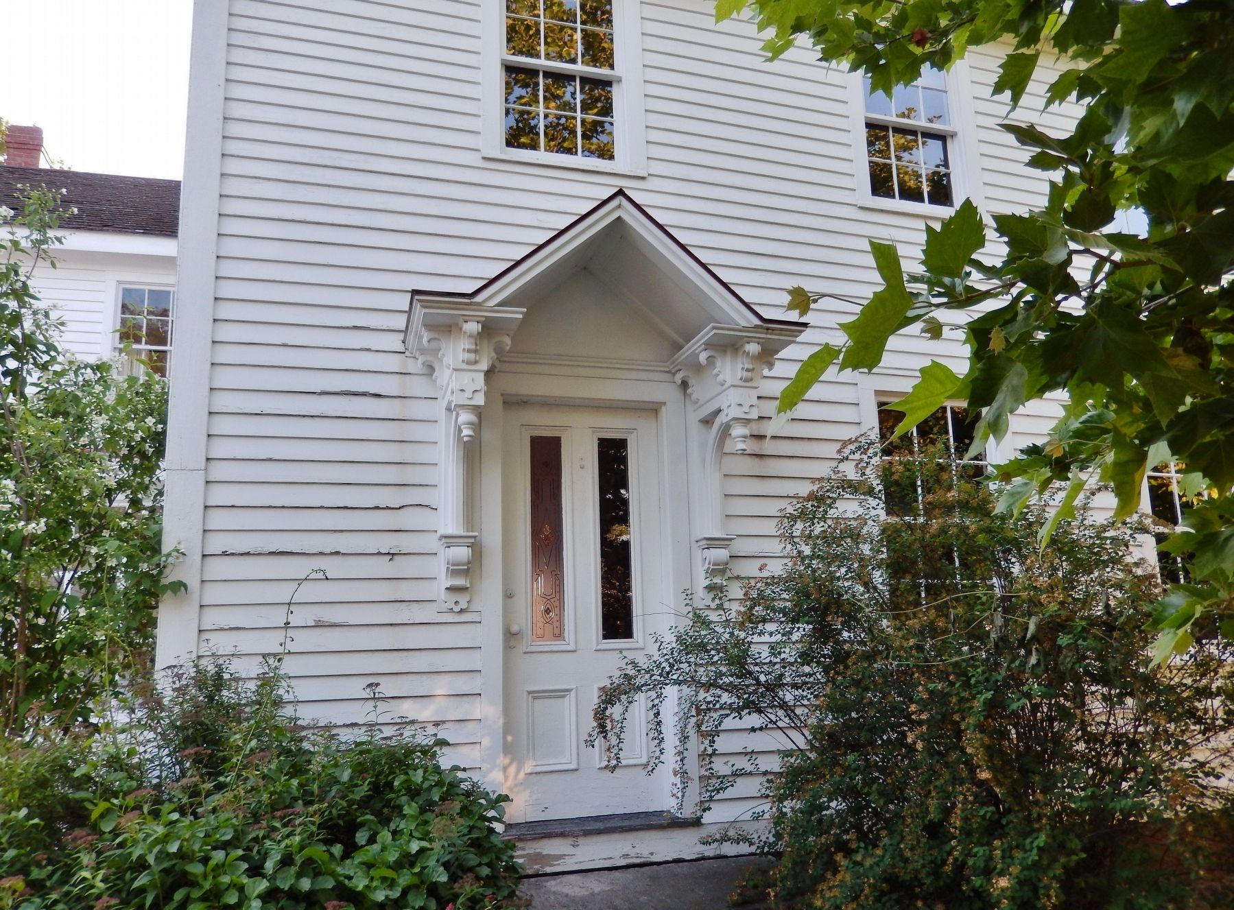 Langworthy House (<i>front door; view from marker</i>). Click for full size. Langworthy House (<i>front door; view from marker</i>) image. Click for full size.
