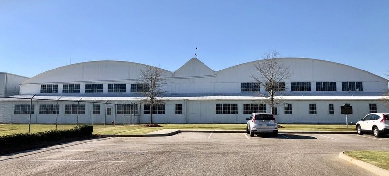 The former Tuskegee Army Air Field Hangar with marker on the right. image. Click for full size.
