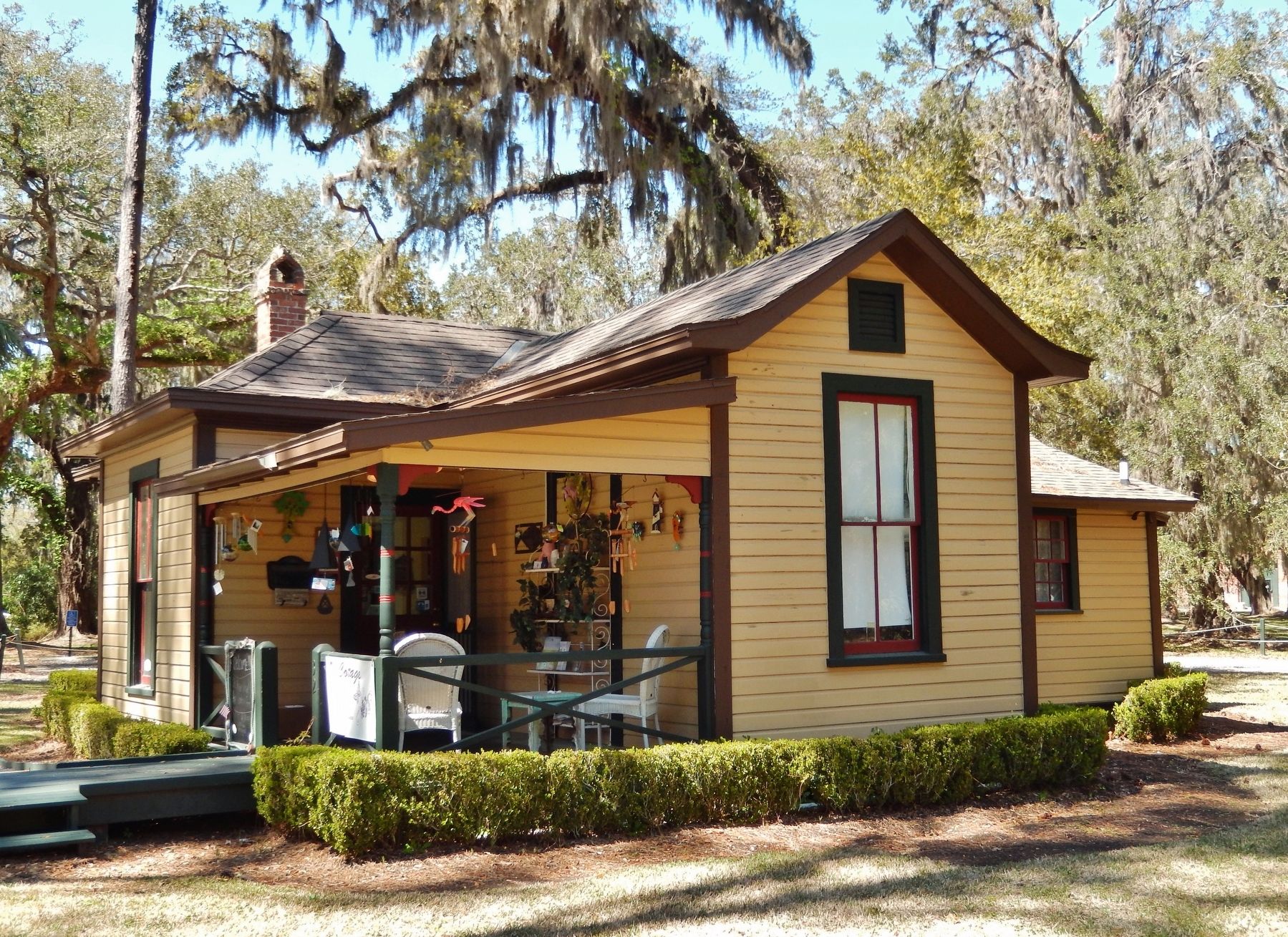 The Bookkeeper's Cottage (<i>corner view</i>) image. Click for full size.