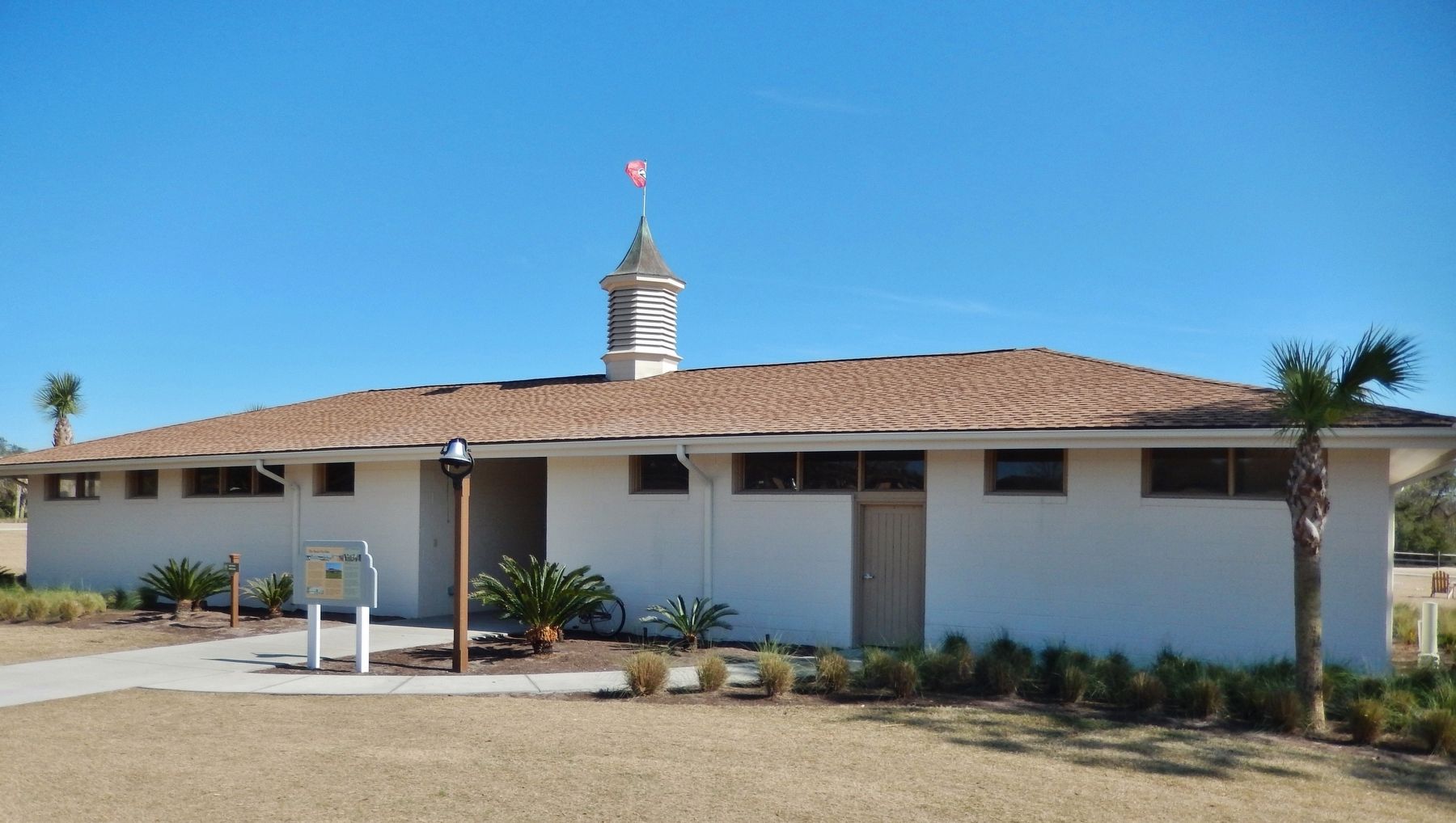 Beach Pavilion (<i>restored in 2016</i>) image. Click for full size.