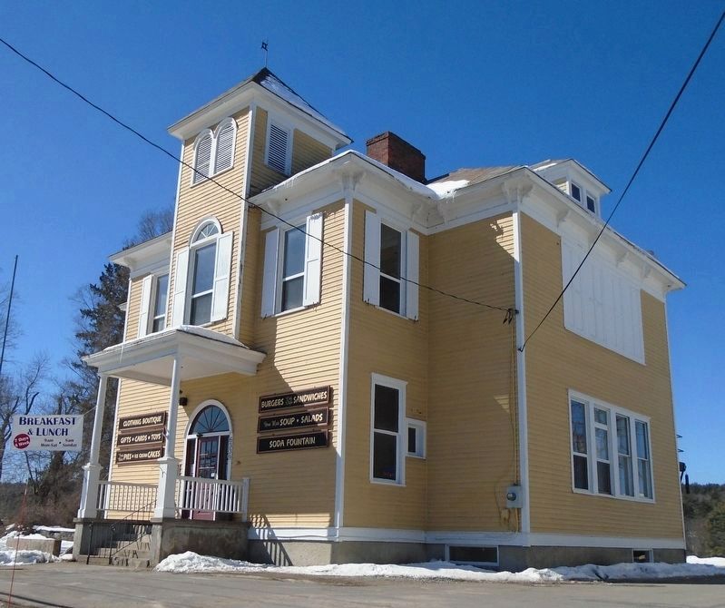 Former Town Hall. Click for full size. Former Town Hall image. Click for full size.