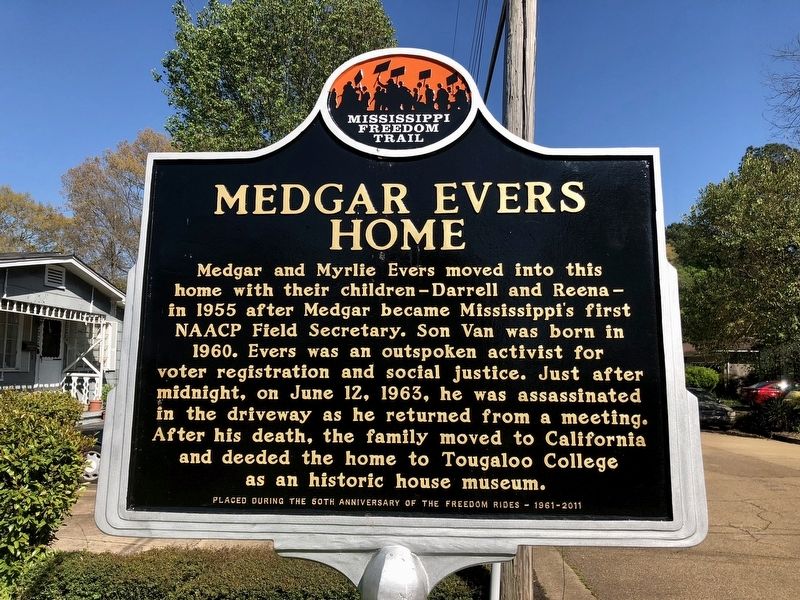 Medgar Evers Home Marker (Front) image. Click for full size.