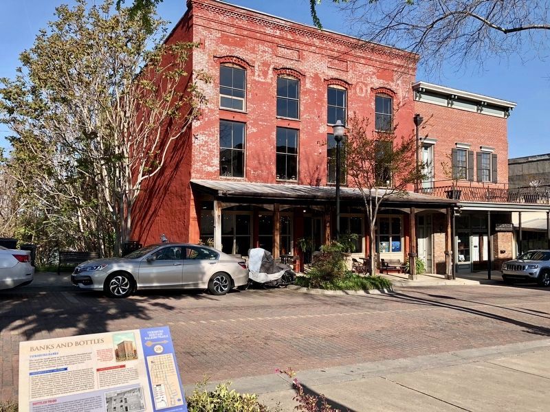 The former Lincoln Savings Bank is the red brick building directly across from the marker.. Click for full size. The former Lincoln Savings Bank is the red brick building directly across from the marker. image. Click for full size.
