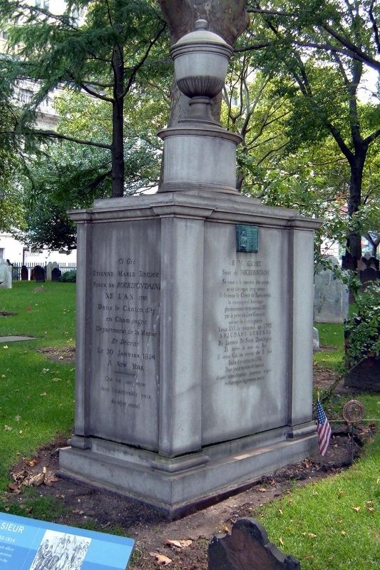 Lt. Col. E.M. Bechet gravesite image. Click for full size.