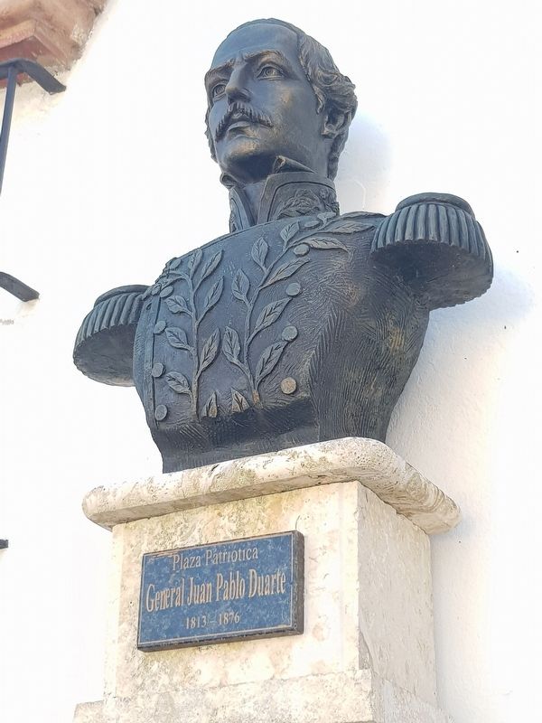 A bust of Juan Pablo Duarte at The Atarazanas School image. Click for full size.