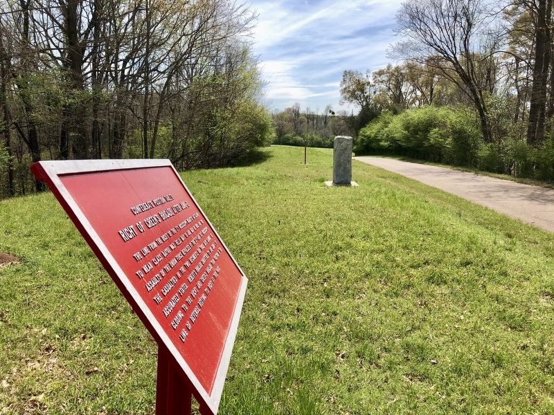 View of Right of Green's Brigade Marker looking south on Confederate Avenue. image. Click for full size.