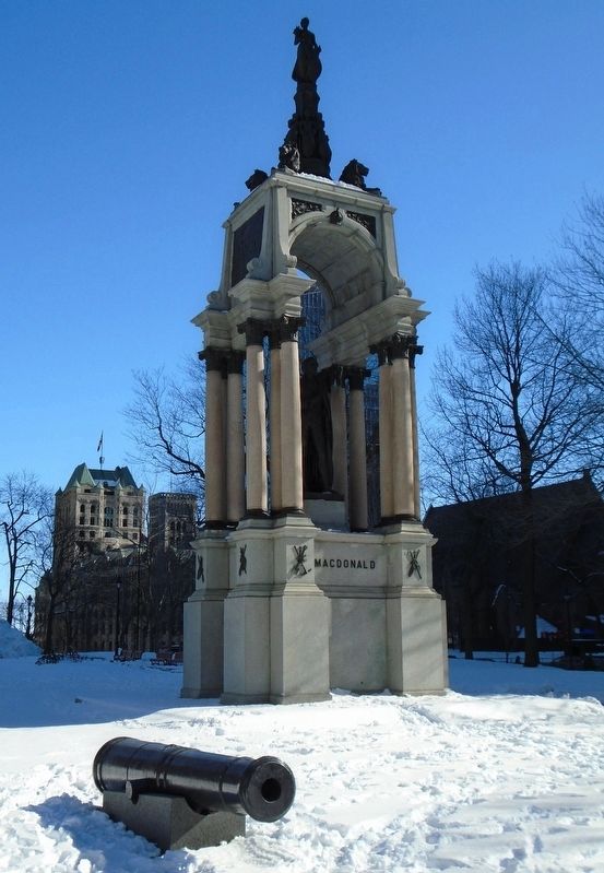 Monument Macdonald Monument. Click for full size. Monument Macdonald Monument image. Click for full size.