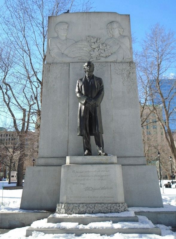 Wilfred Laurier Monument. Click for full size. Wilfred Laurier Monument image. Click for full size.