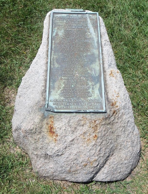 World War II Memorial - Park Ridge IL image. Click for full size.