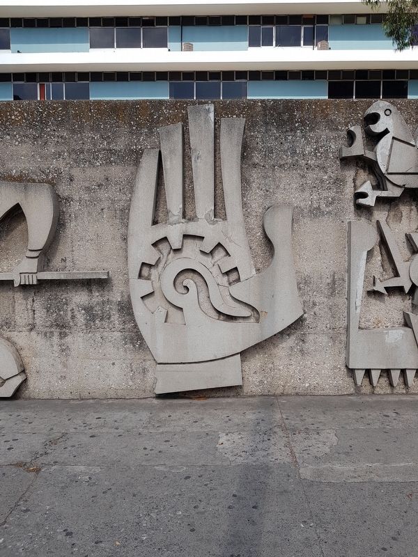 "...the palm which describe the achievements of the Maya civilization". Click for full size. "...the palm which describe the achievements of the Maya civilization" image. Click for full size.
