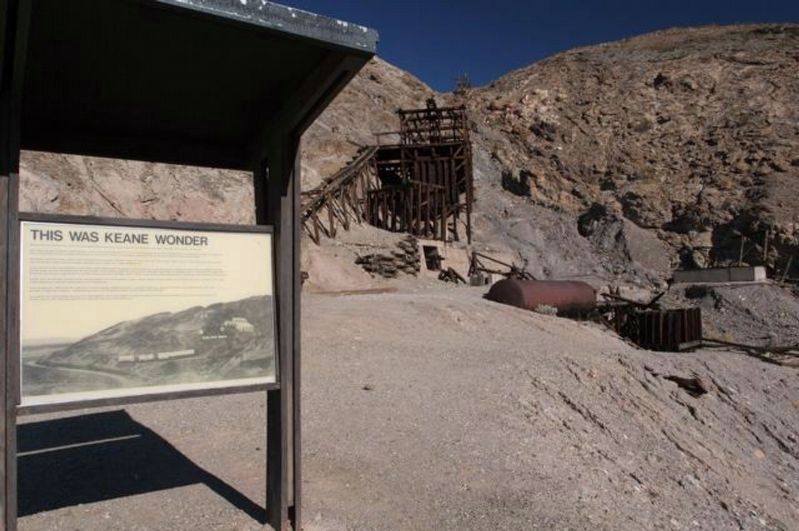 Keane Wonder Mine and Marker image. Click for full size.