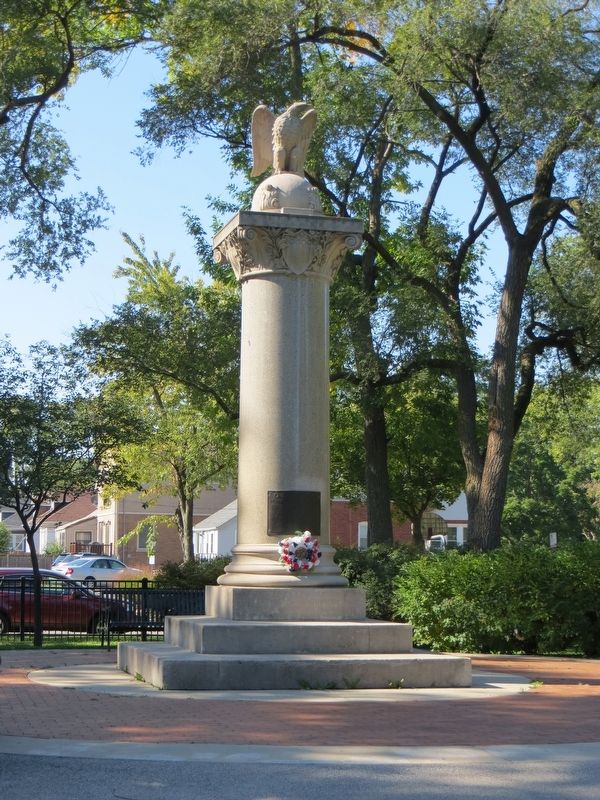 Edison Park World War I Memorial image. Click for full size.
