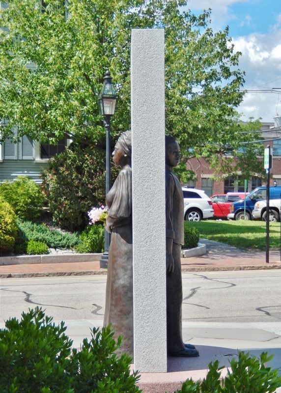 African Burying Ground Memorial Sculpture (<i>side view</i>) image. Click for full size.