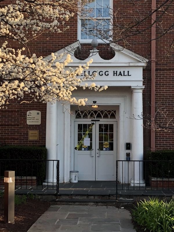 W.K. Kellogg Hall Marker image. Click for full size.