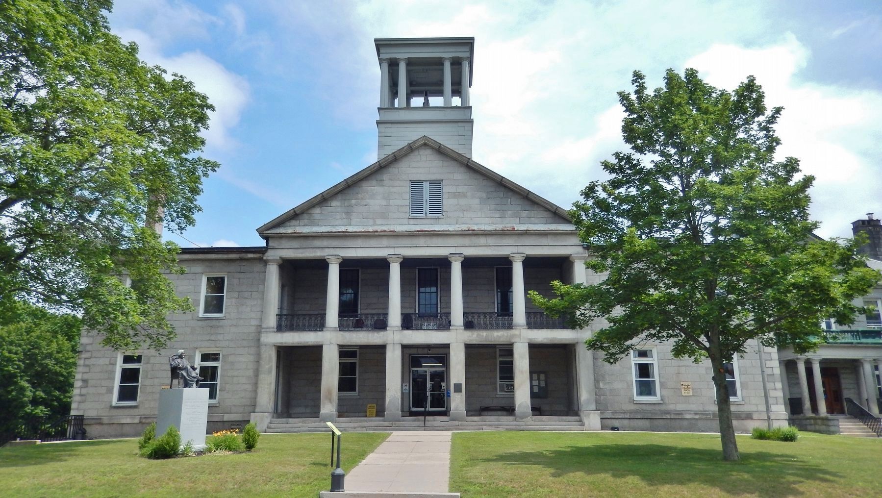 Kennebec County Courthouse Complex, State Street Entrance (<i>marker near sidewalk at center</i>) image. Click for full size.