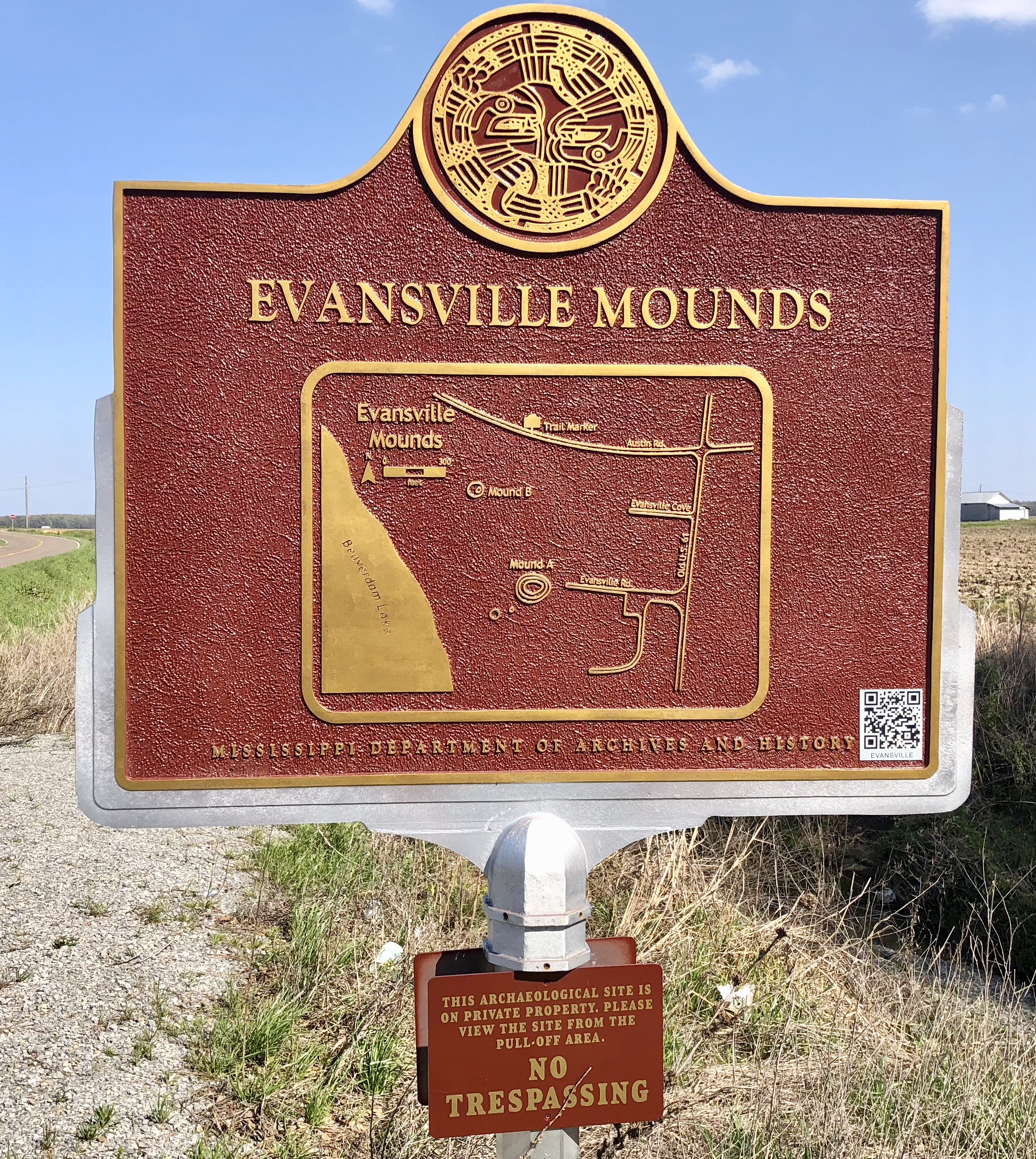 Rear of marker showing the layout of the mounds.