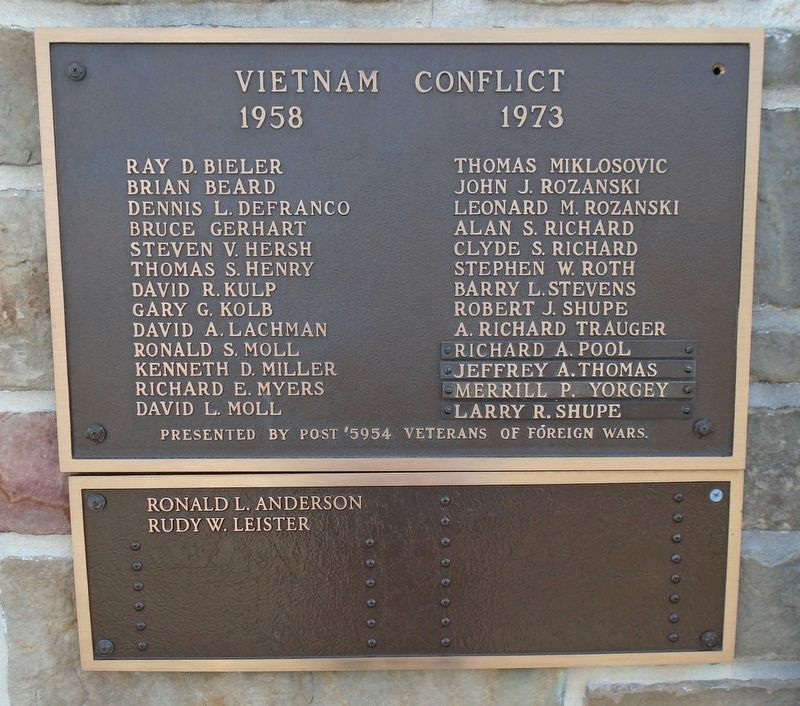 War Memorial Vietnam Conflict Honor Roll image. Click for full size.