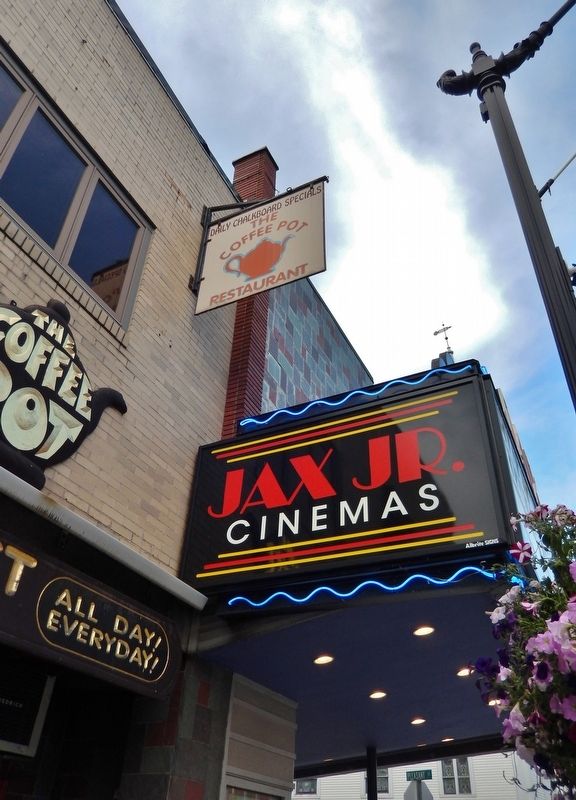 Jax Jr. Cinemas image. Click for full size.