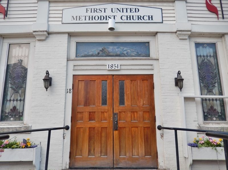 First United Methodist Church (<i>front entrance detail</i>) image. Click for full size.