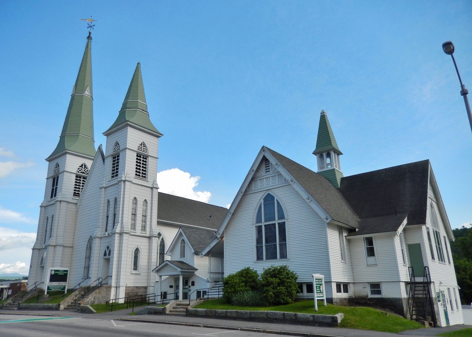First Congregational Church image. Click for full size.