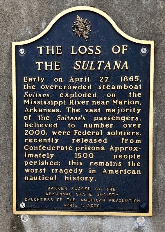 Another marker about the <i>Sultana</i>, next to this one. image. Click for full size.