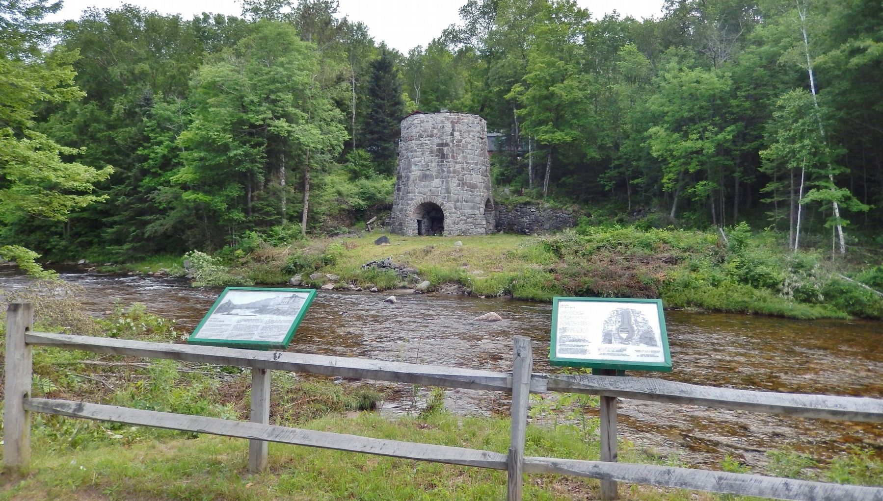Iron Furnace Marker (<i>wide view; related marker visible on left</i>). Click for full size. Iron Furnace Marker (<i>wide view; related marker visible on left</i>) image. Click for full size.