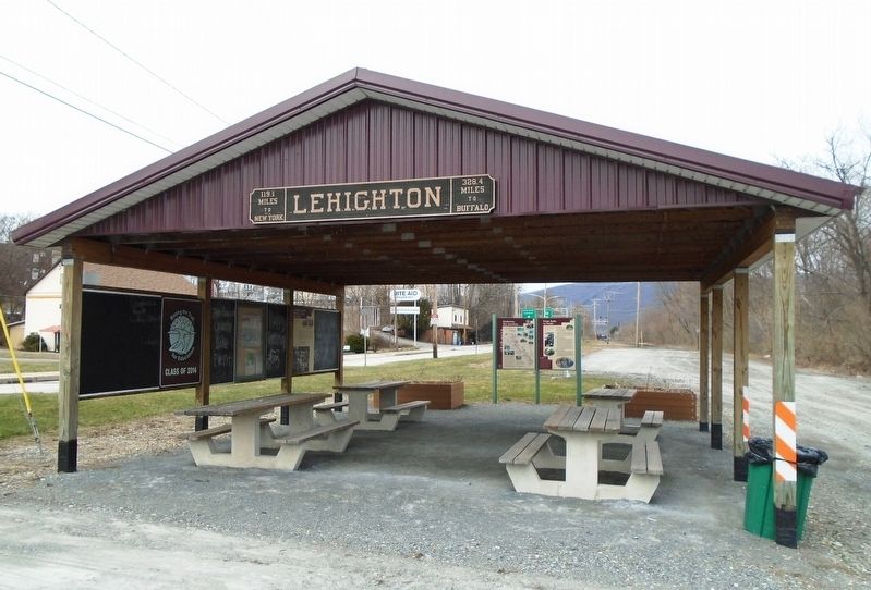 Lehighton's D&L Trail Pavilion image. Click for full size.