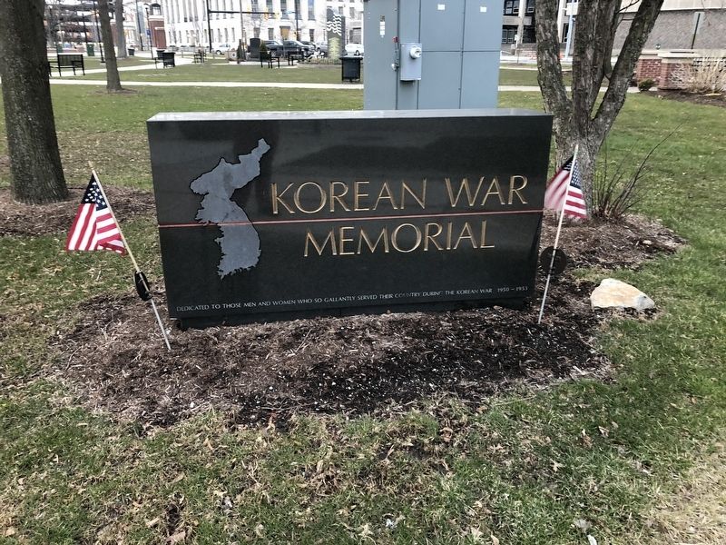 Korean War Memorial Marker image. Click for full size.