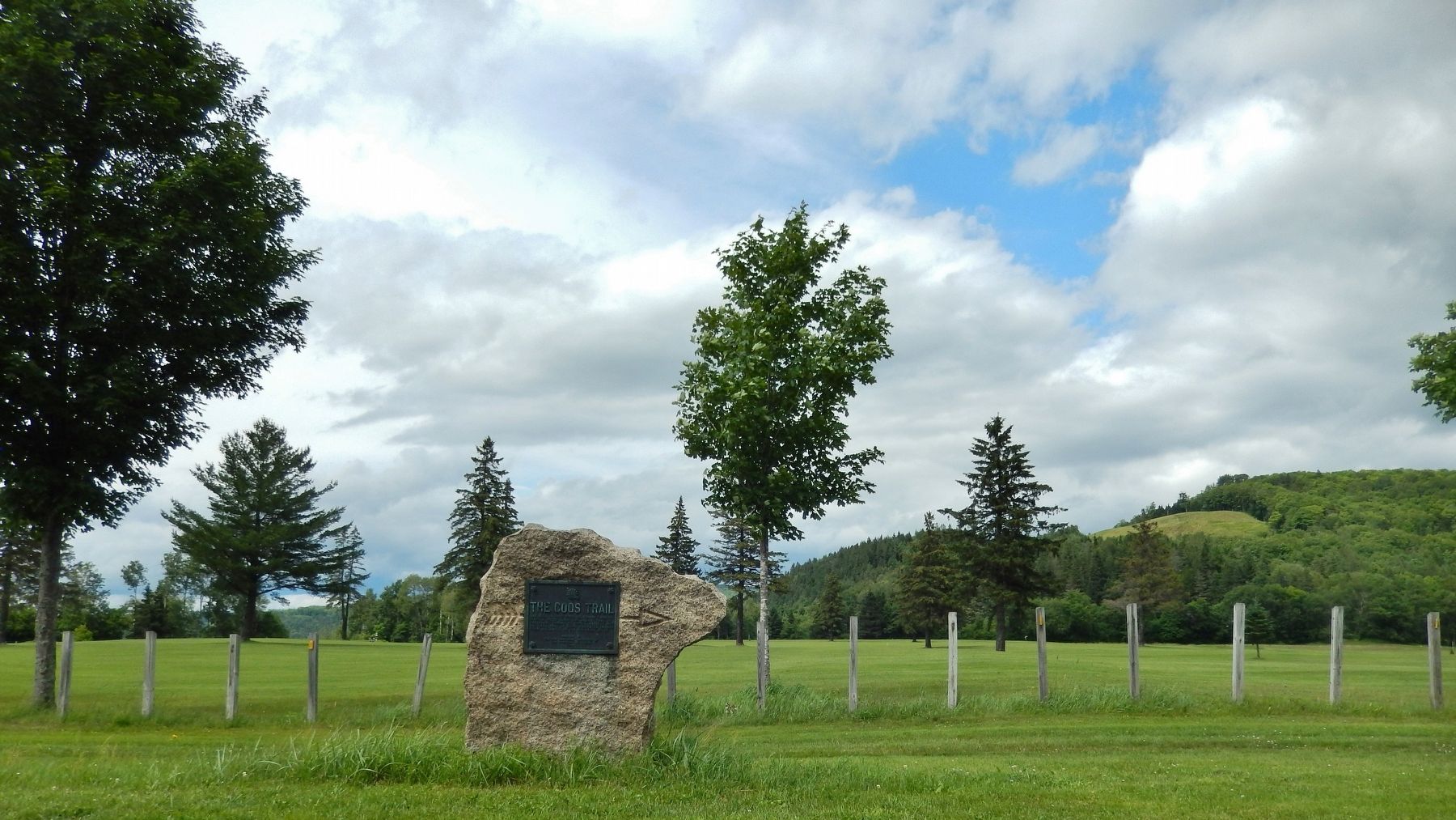 The Coos Trail Marker (<i>wide view</i>). Click for full size. The Coos Trail Marker (<i>wide view</i>) image. Click for full size.