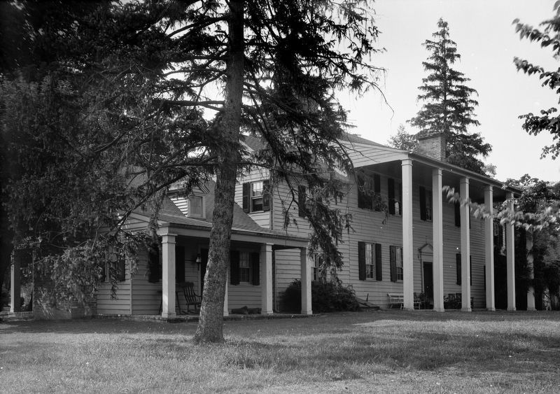 Salubria<br>6900 Oxon Hill Road. Click for full size. Salubria<br>6900 Oxon Hill Road image. Click for full size.