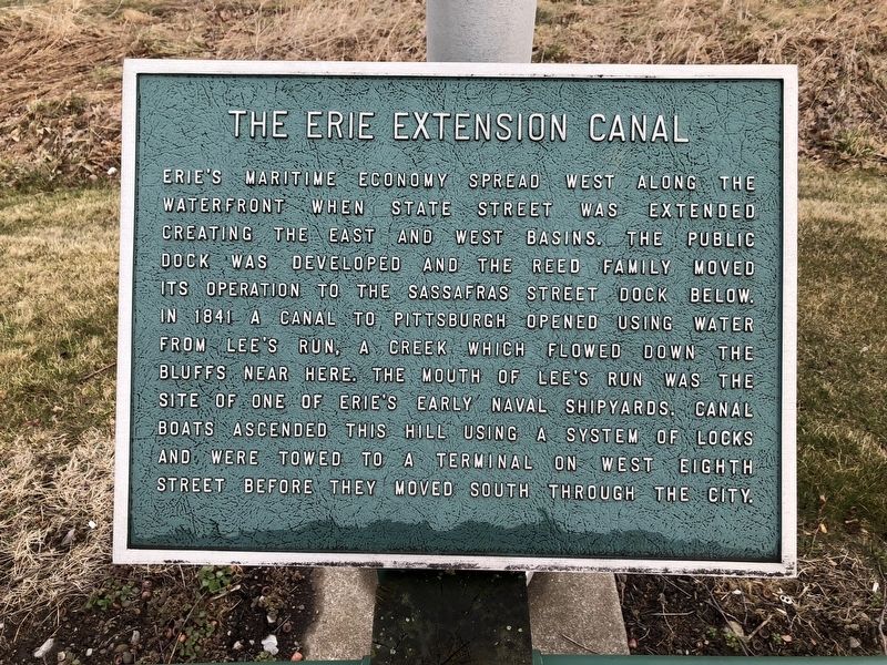 The Erie Extension Canal Marker image. Click for full size.