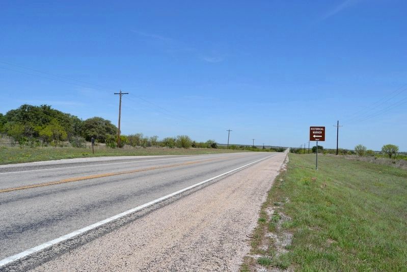 View to Northeast Along US 190. Click for full size. View to Northeast Along US 190 image. Click for full size.