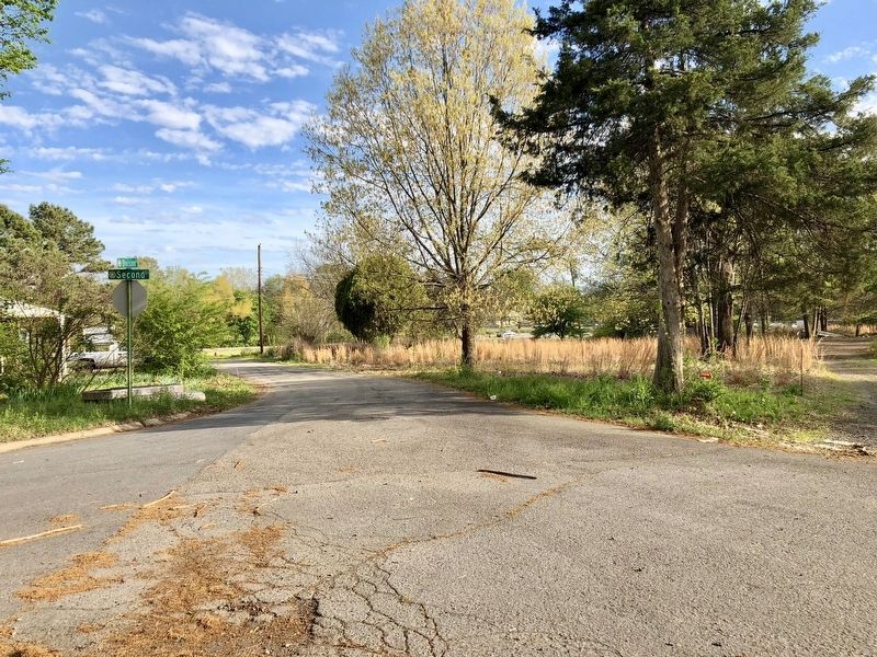 Marker was installed next to tree on right. image. Click for full size.