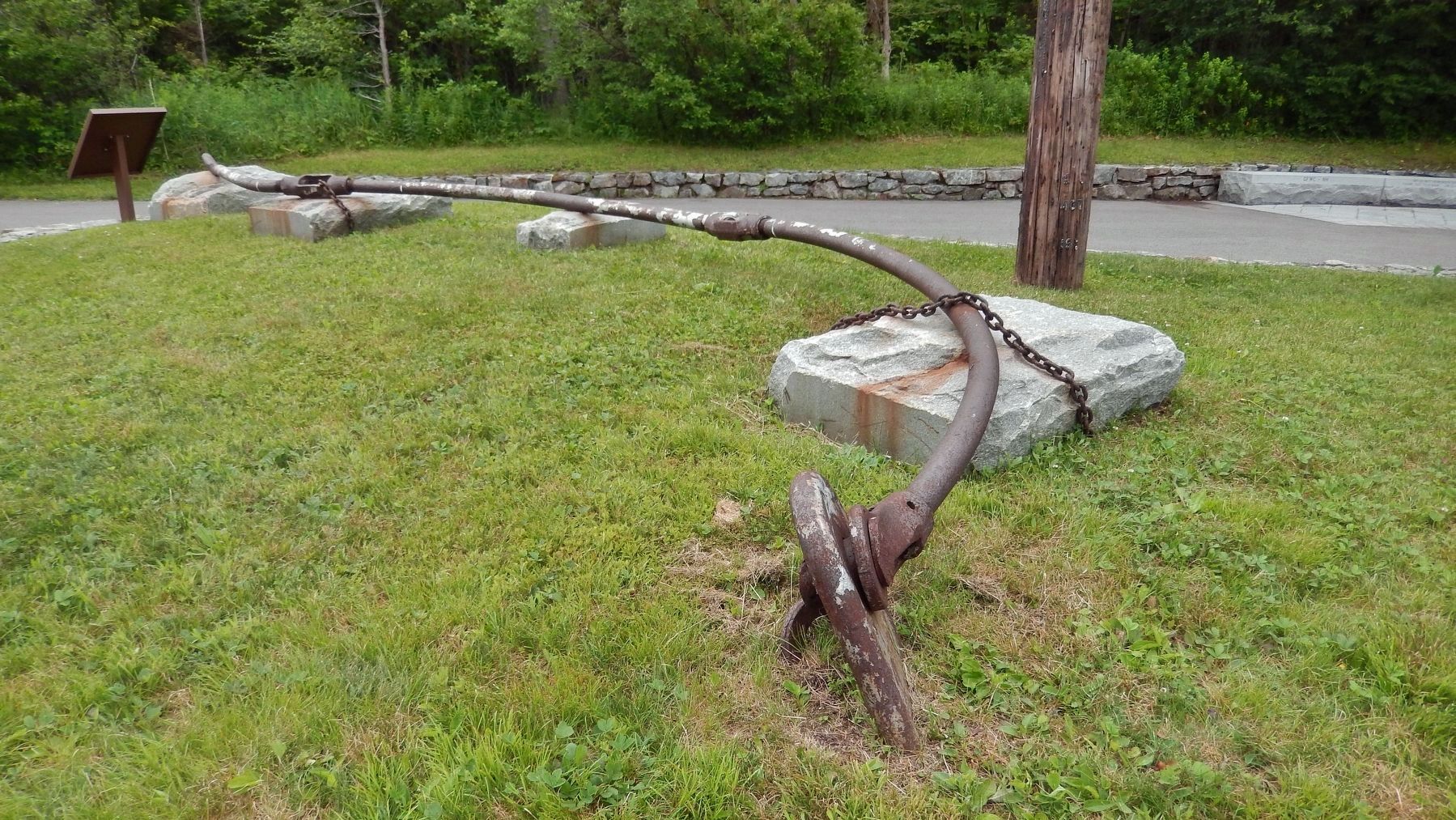 Rod and turnbuckle described by marker (<i>located beside marker</i>). Click for full size. Rod and turnbuckle described by marker (<i>located beside marker</i>) image. Click for full size.