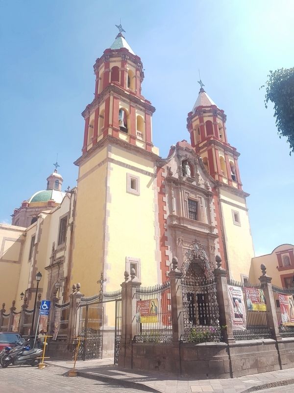 Temple of the Congregation and its new marker image. Click for full size.